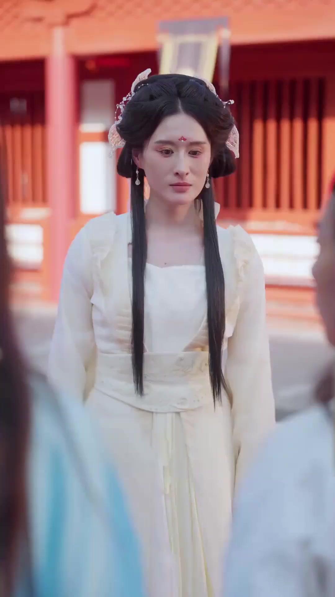 Bangkitnya Naga Terbuang