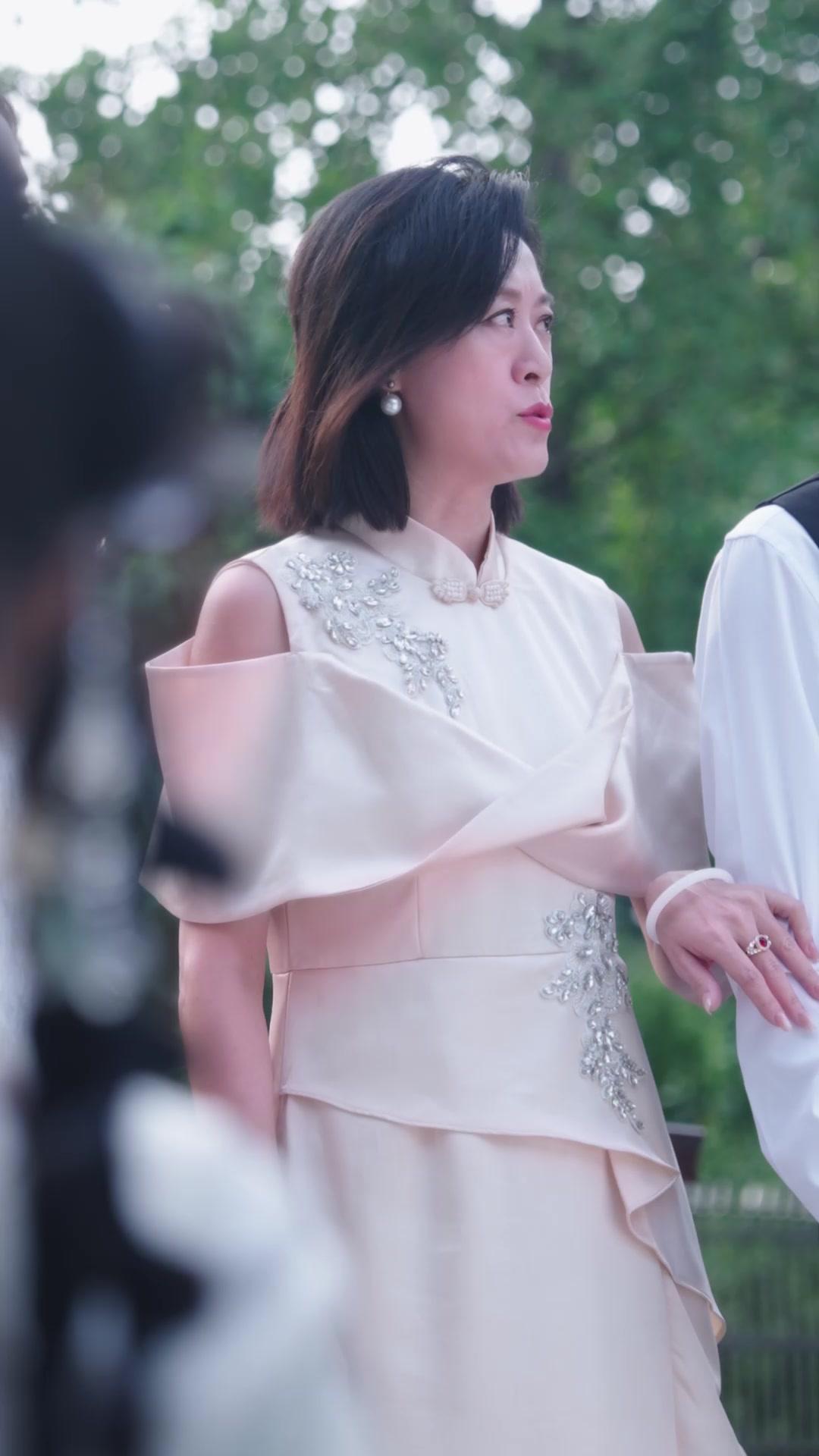 診所小妹竟是傳說級醫神