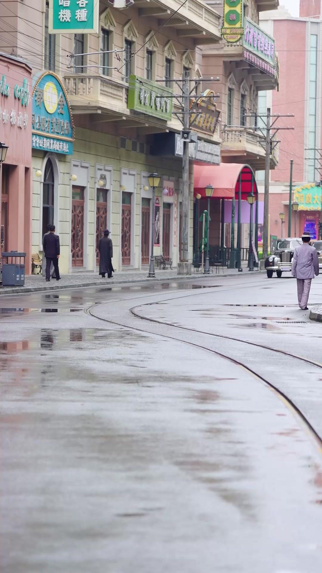 AMOUR MAUDIT EN TEMPS DE GUERRE