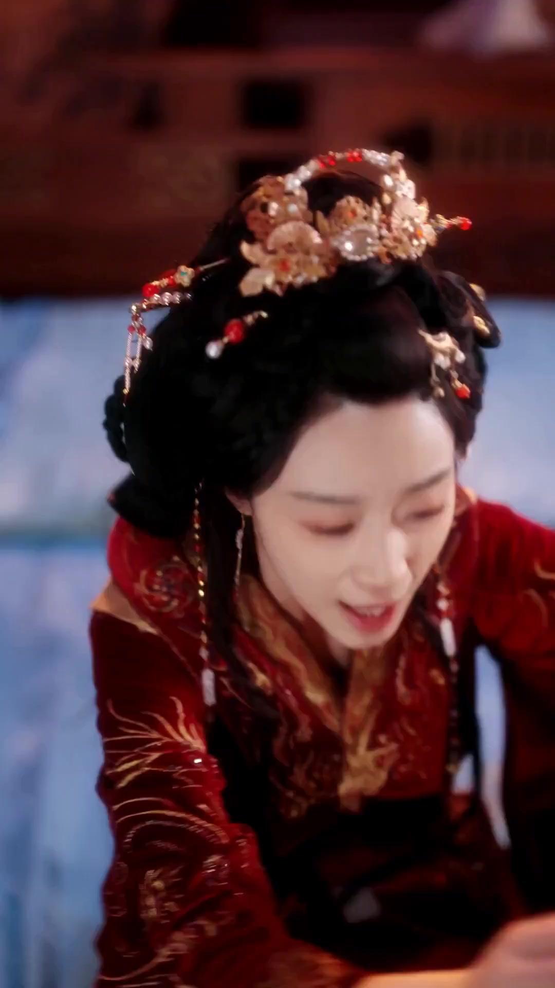 (Dubbed) Her Radiance, His Path