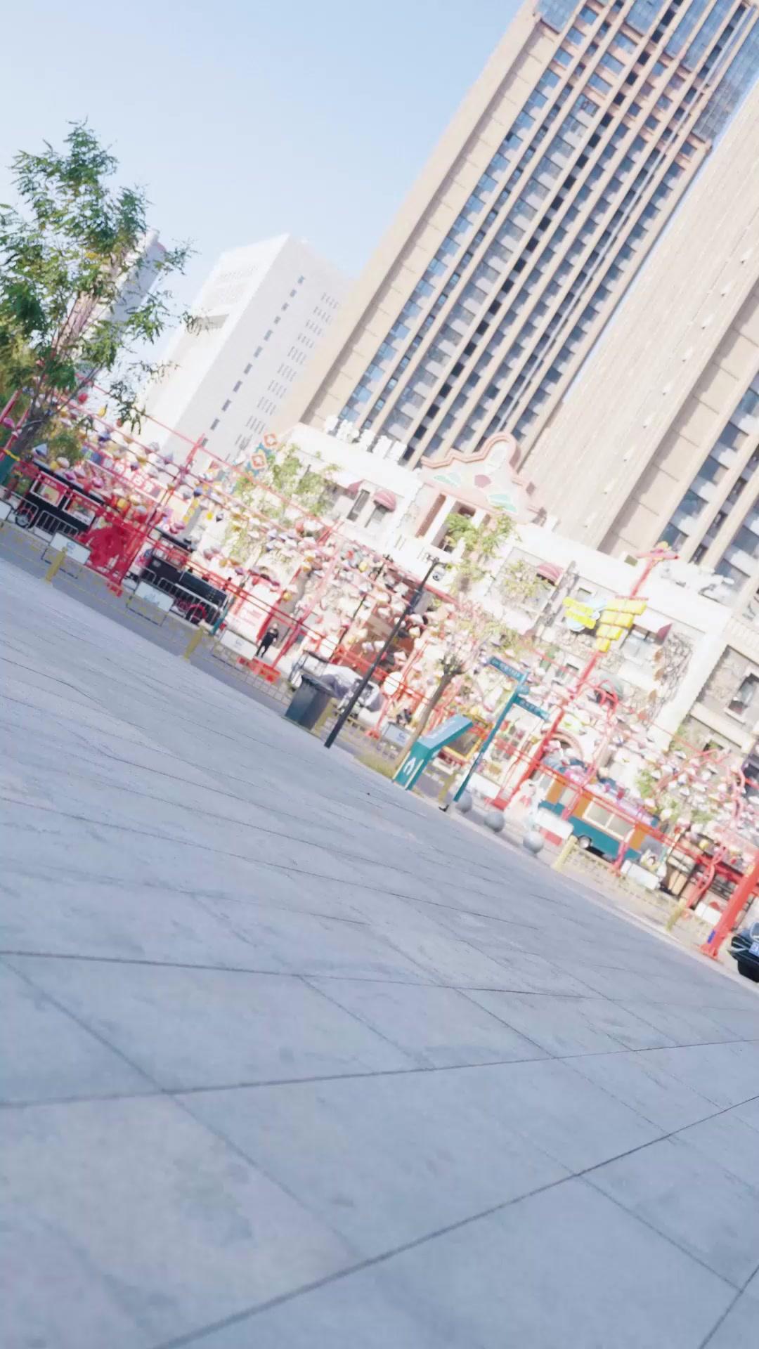 الصديقة الخائنة