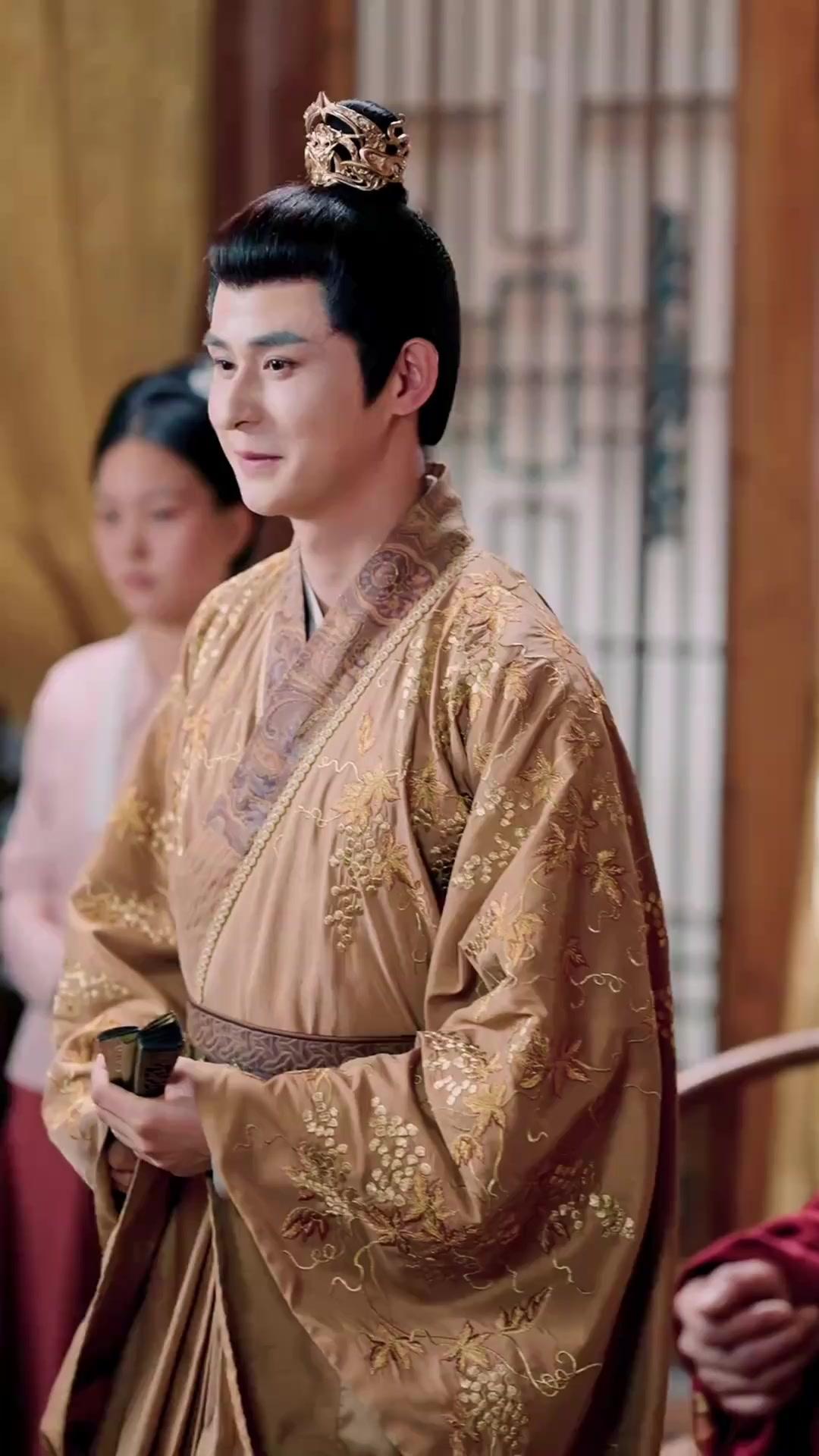 (더빙) 아이 아빠가 황제라니?!