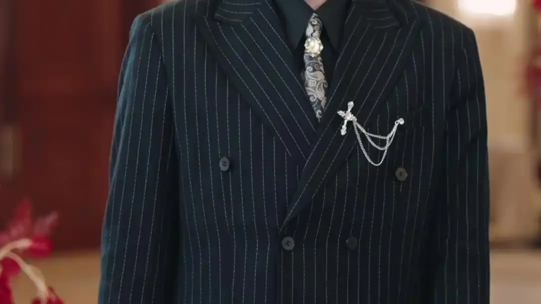 Bandage & Betrayal: A Mother’s Silent Scream