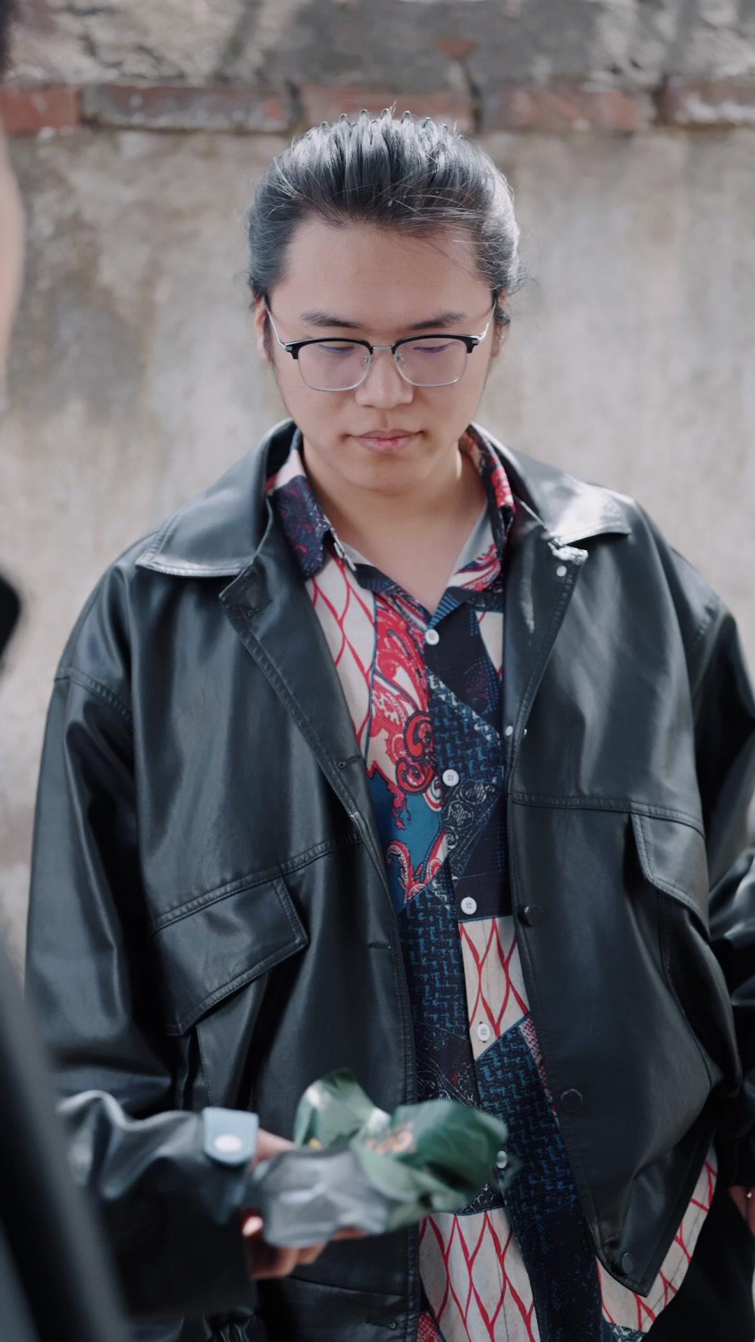 O Segredo do Pai na Cantina