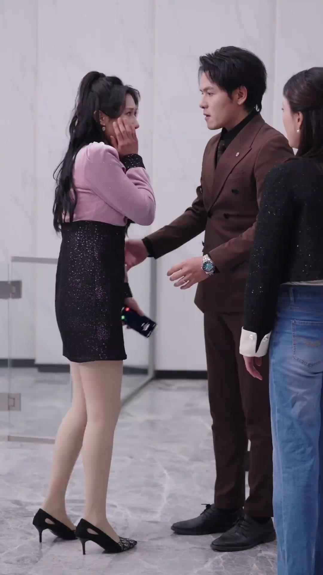 Dead Weight? Please! I Was Your Sugar Mama