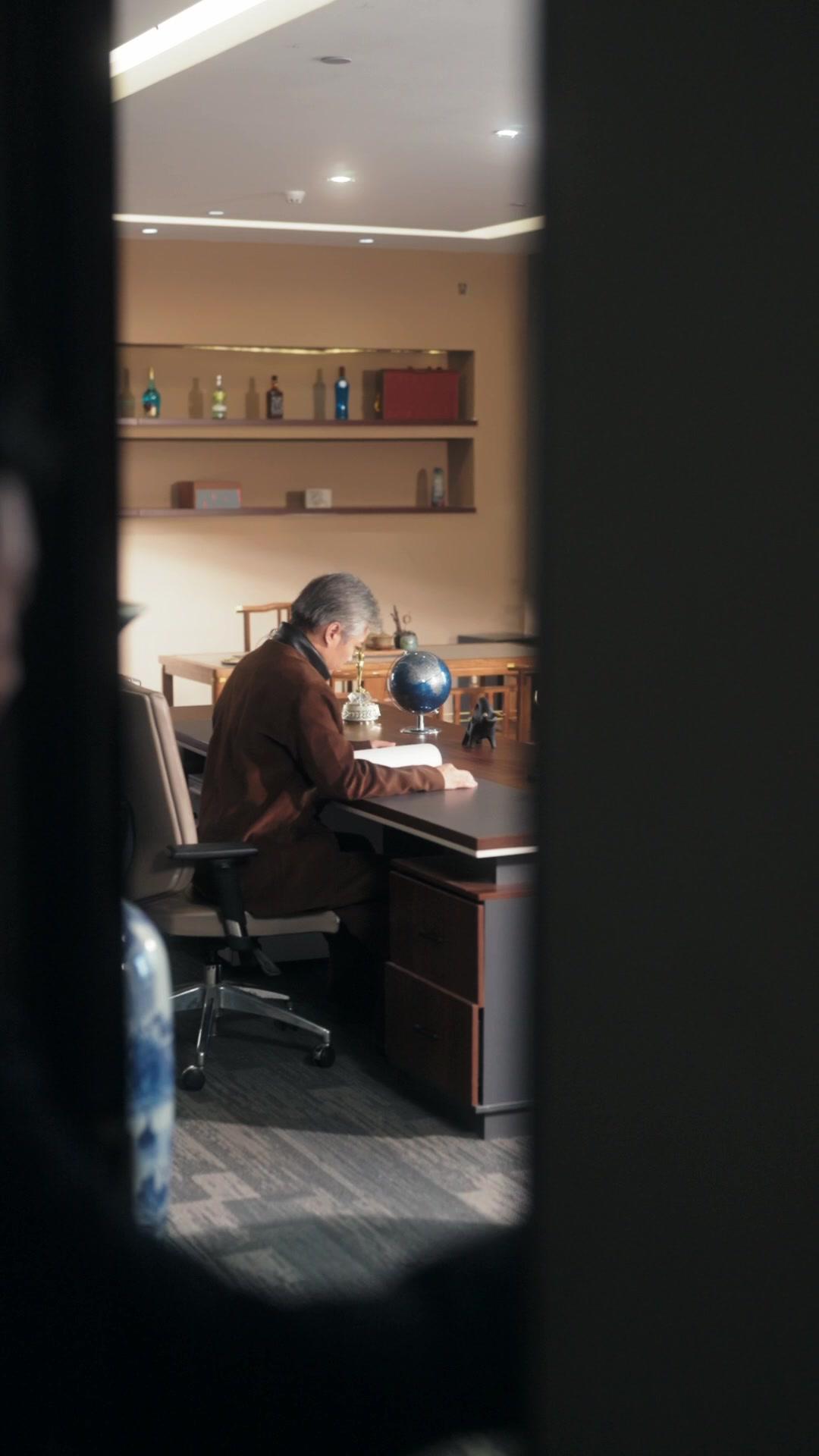 Sulit Melupakan, Sulit Kembali