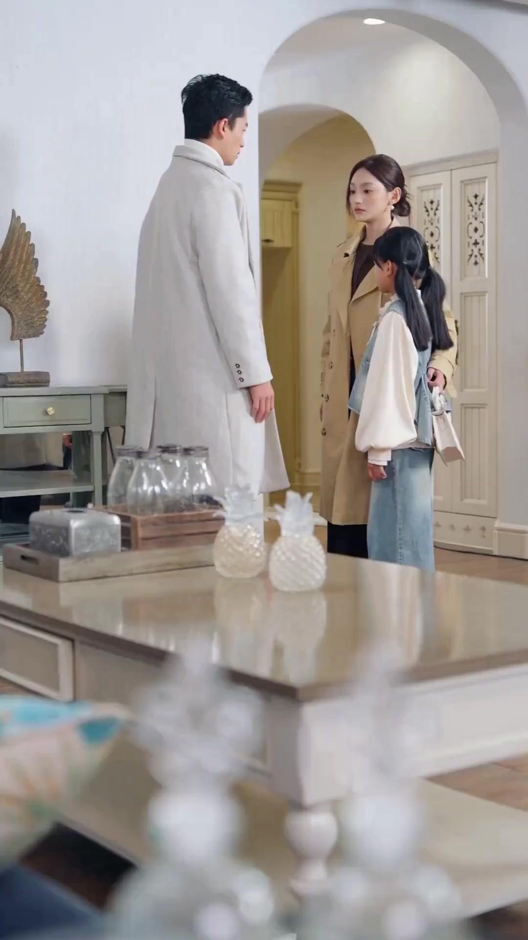 (Doblado) La niebla quedó, ella no