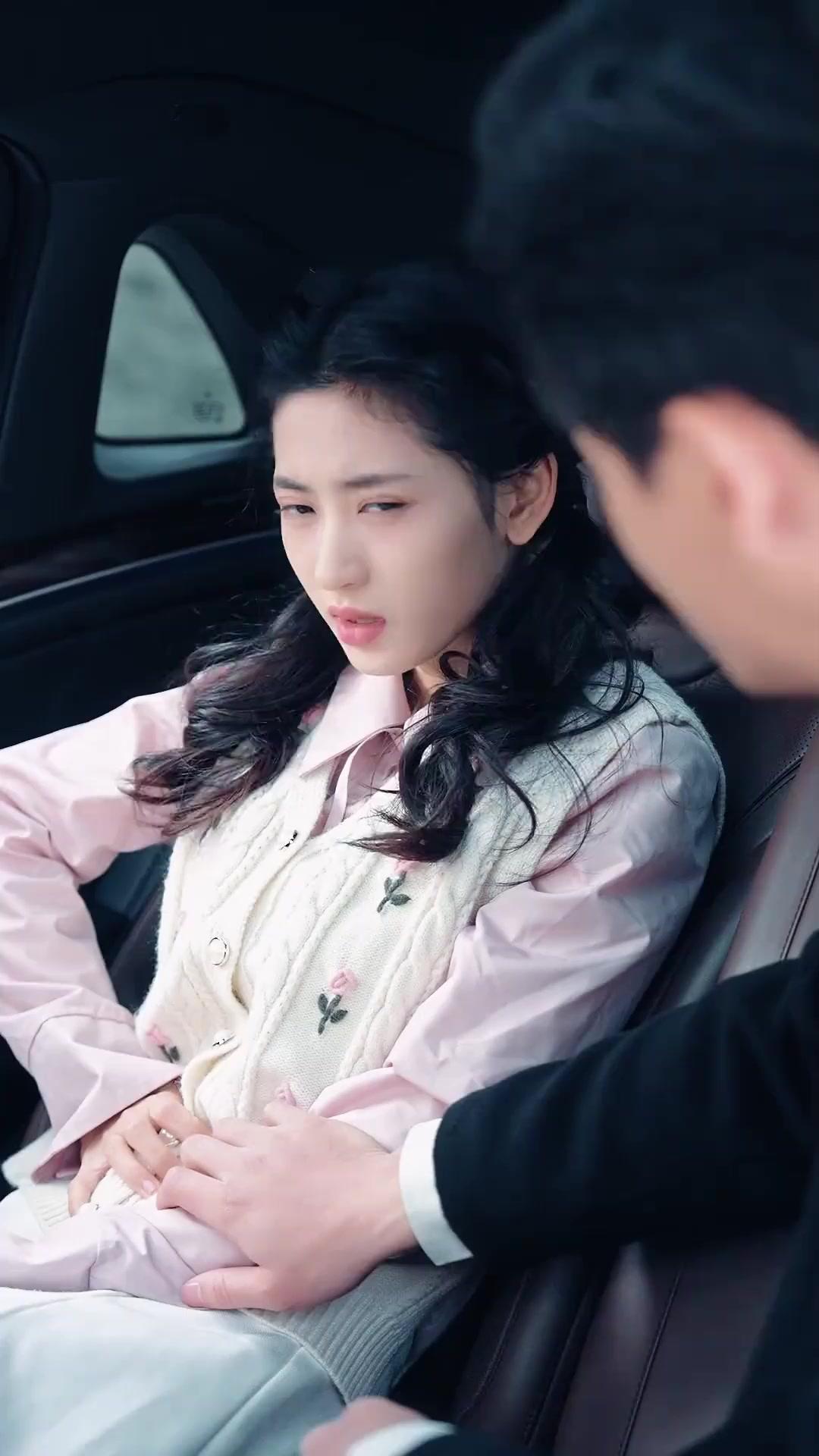 Vạch Mặt Bạn Thân Giả Tạo