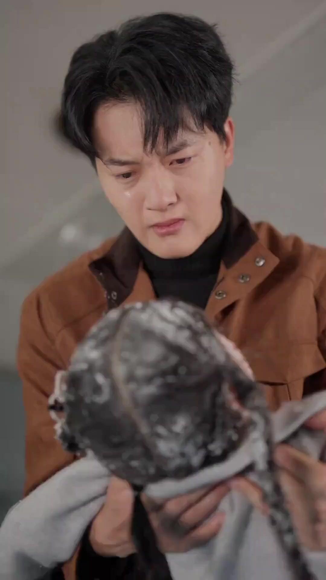 (Doublage) UN AMOUR SANS ÉCHO