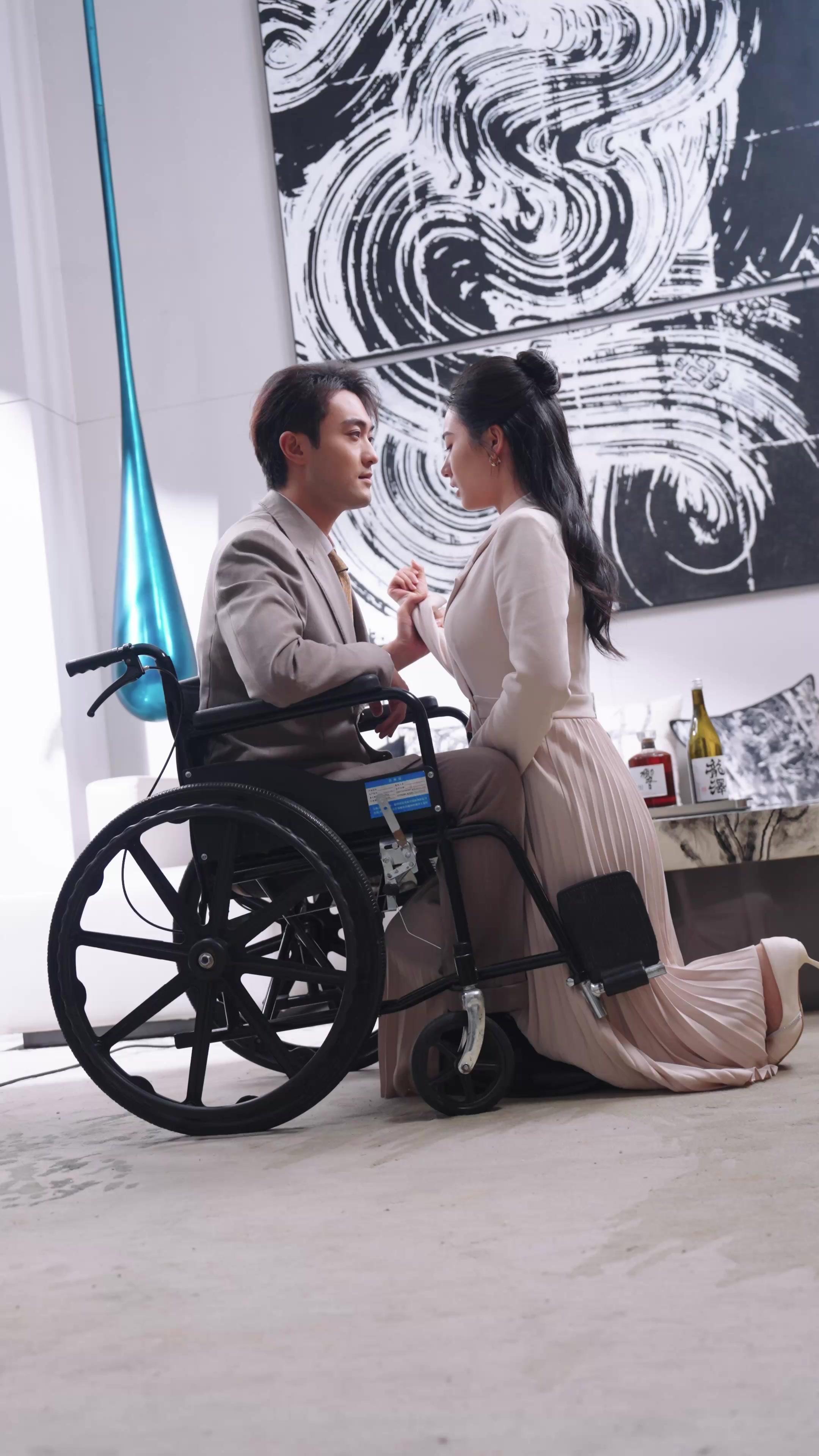 TROIS ANGES POUR PIÉGER UN CEO