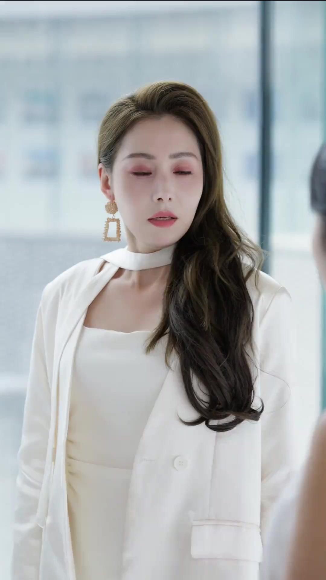 大富豪の父は警備員になりたい