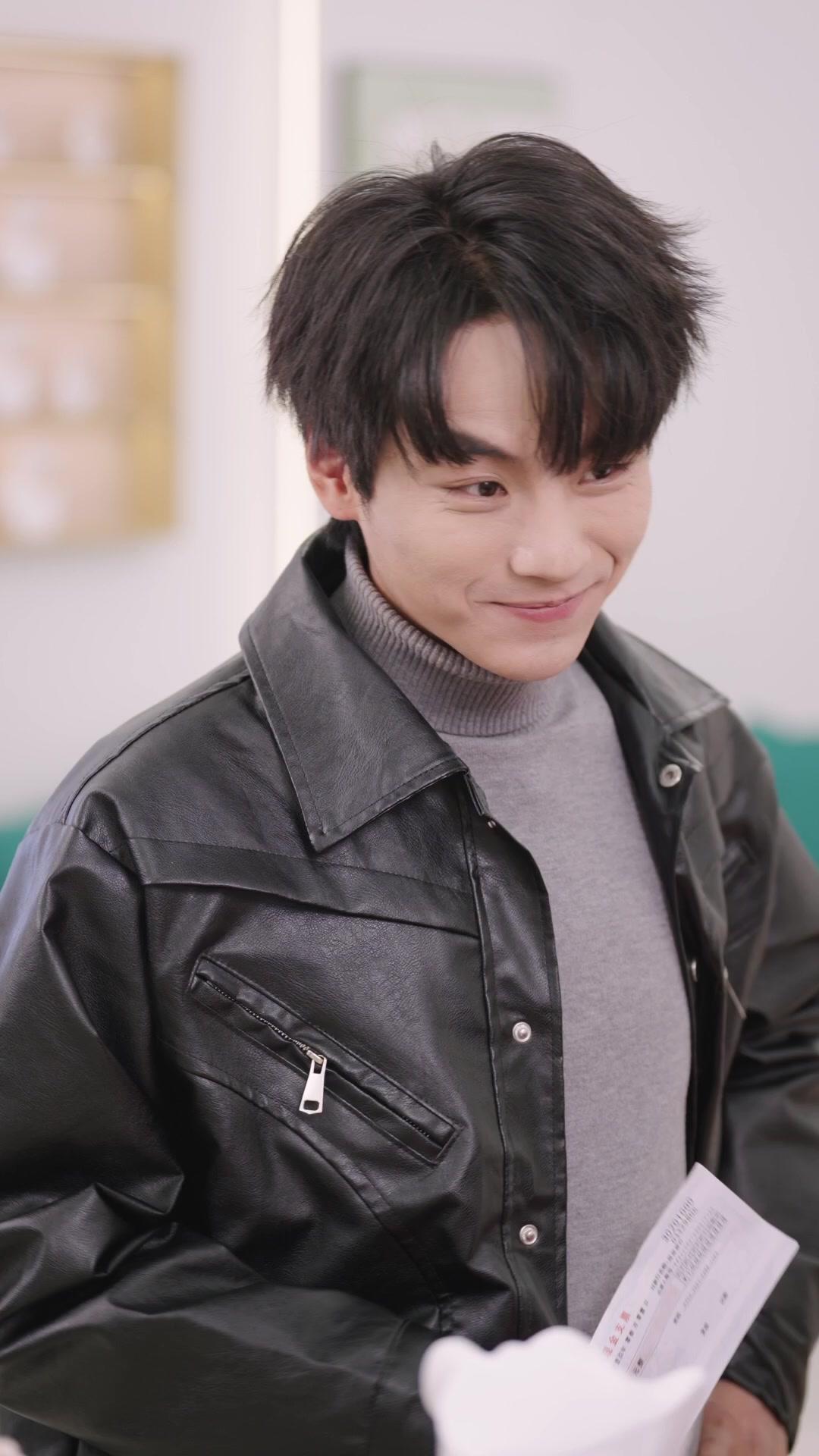 末日淘金記：我用物資換千金