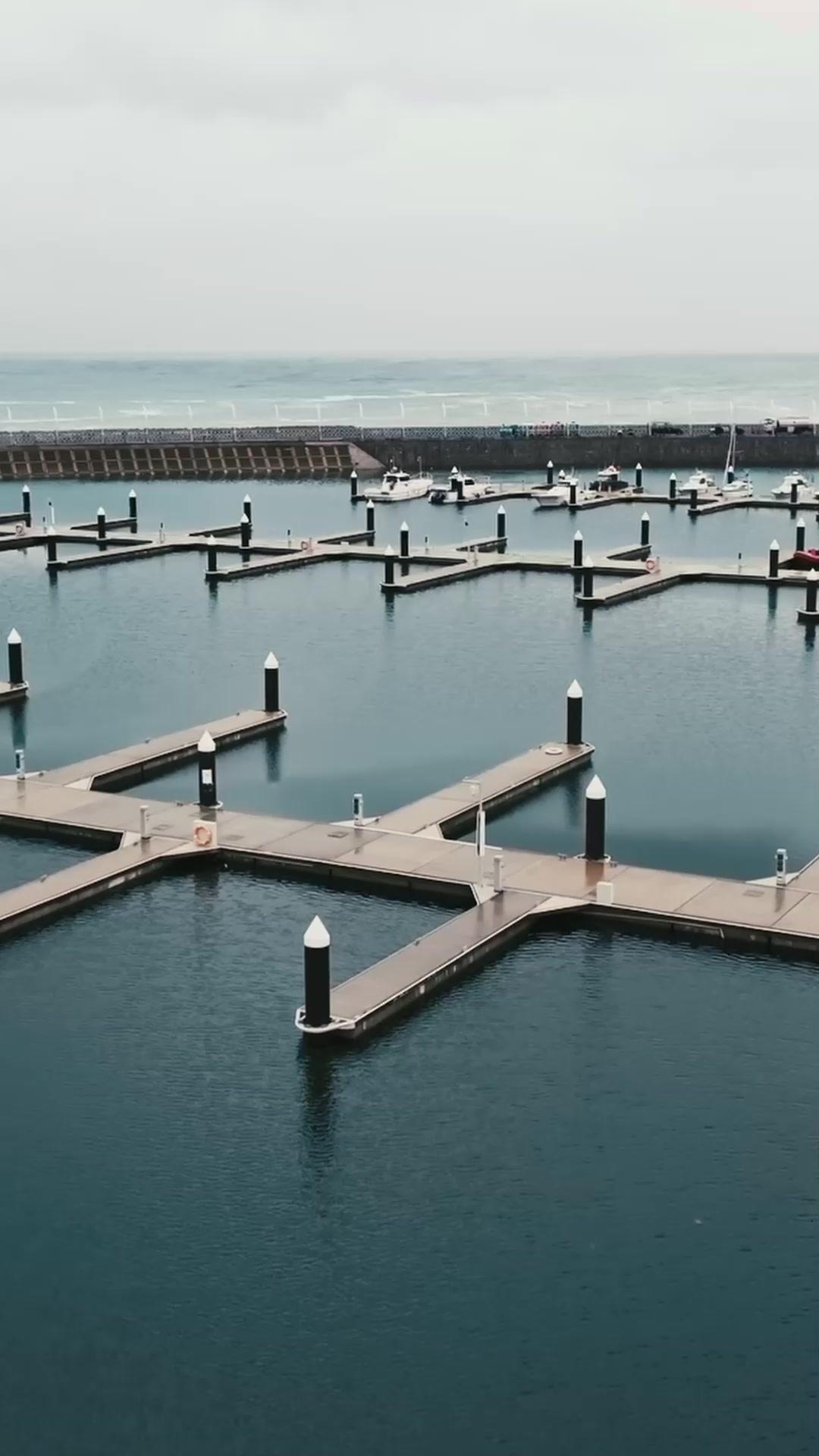 FAMILLE DE MILLIARDAIRE, DANGER !