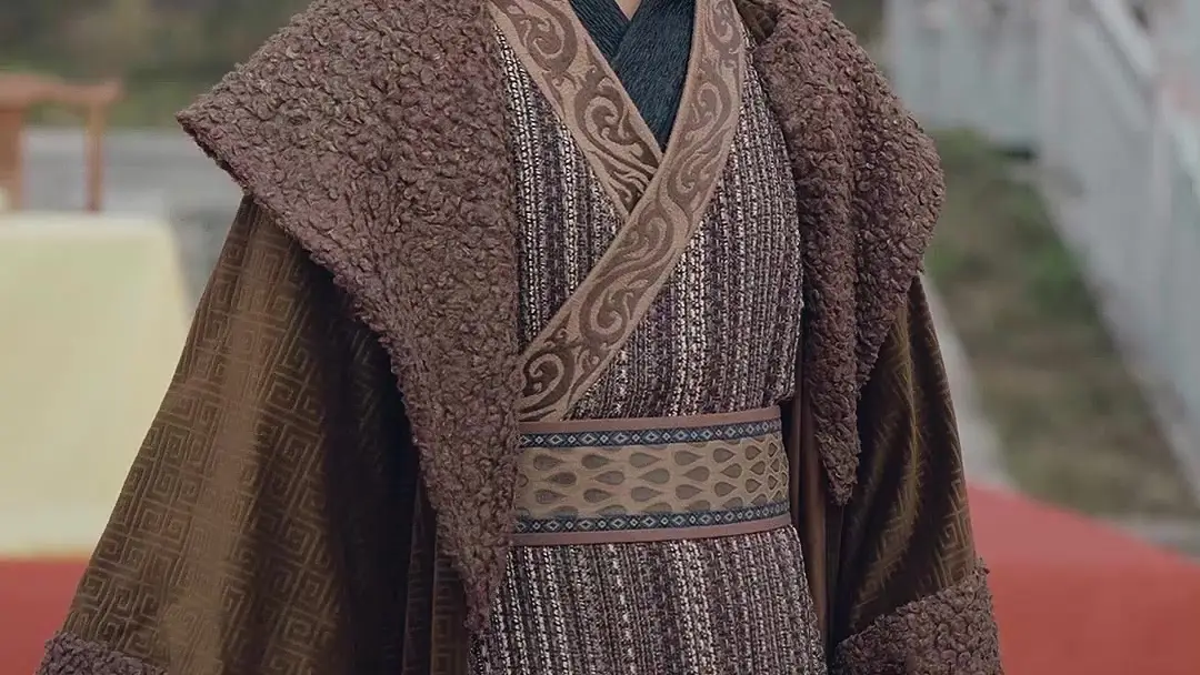 Legendary Hero: When the Staff Speaks Louder Than Words