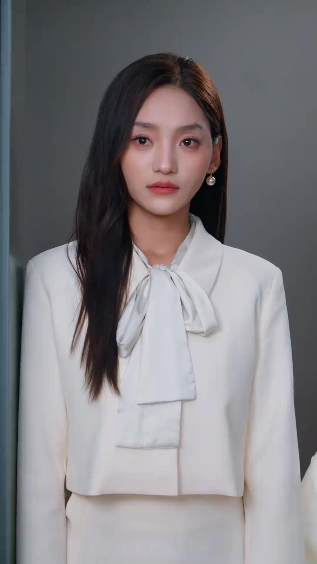 Sương Chưa Tàn Người Đã Đi