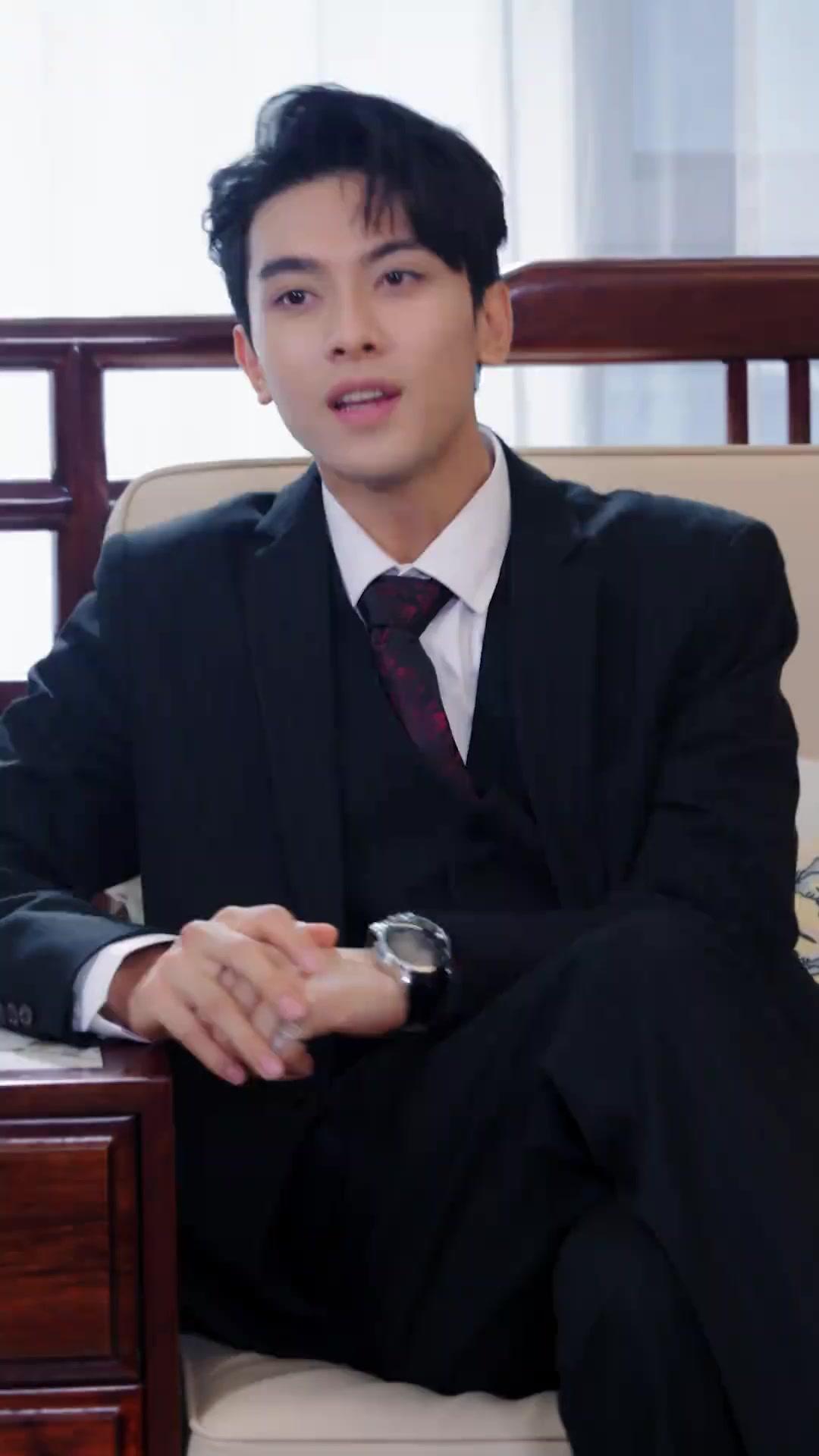 새장 속의 그녀