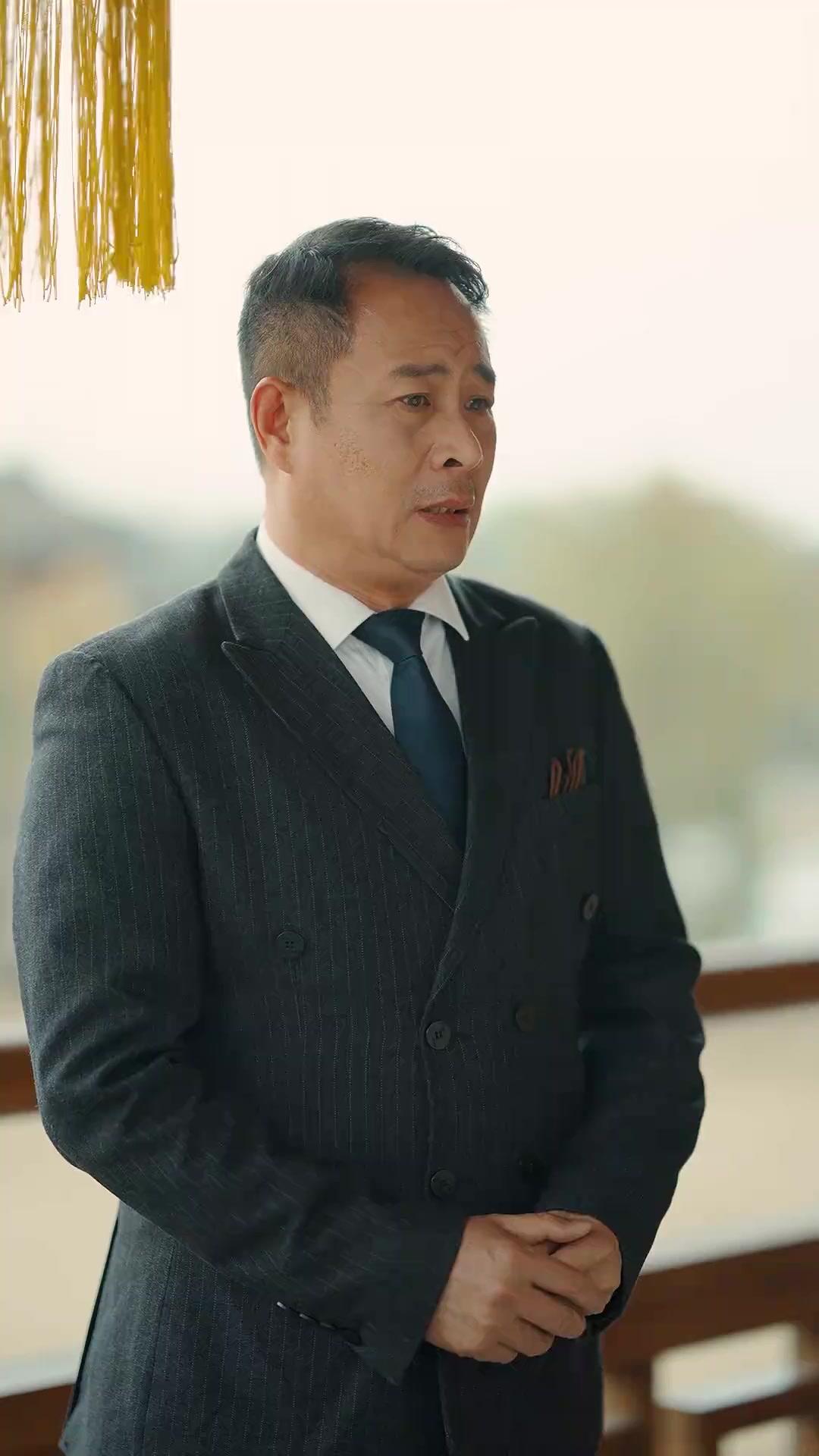 (Doblado)Ascenso del proscrito