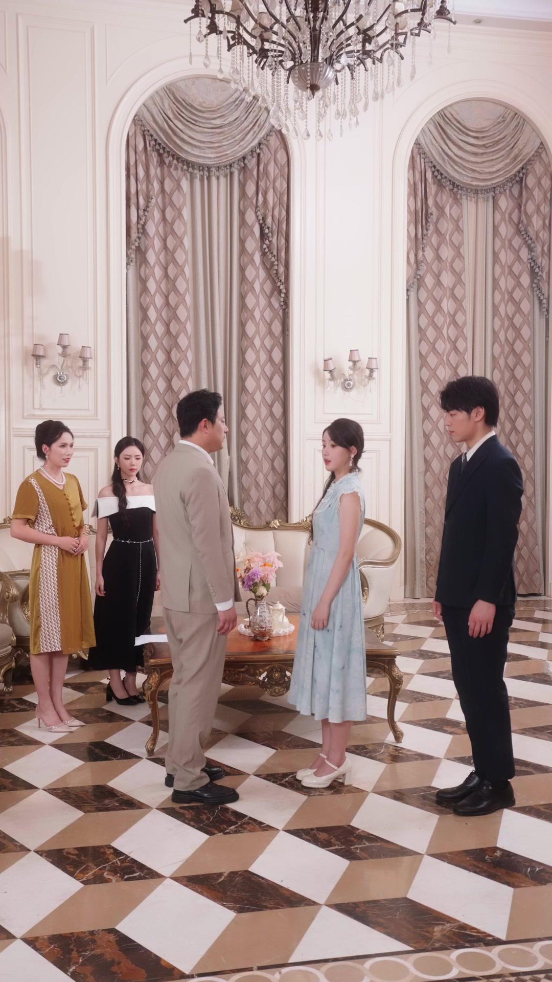  Pengawalku Mencurigakan