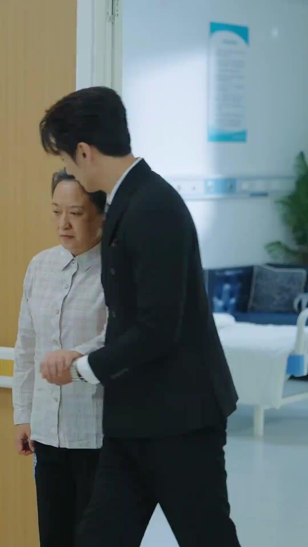 On My Wedding Day, Mom DIED!