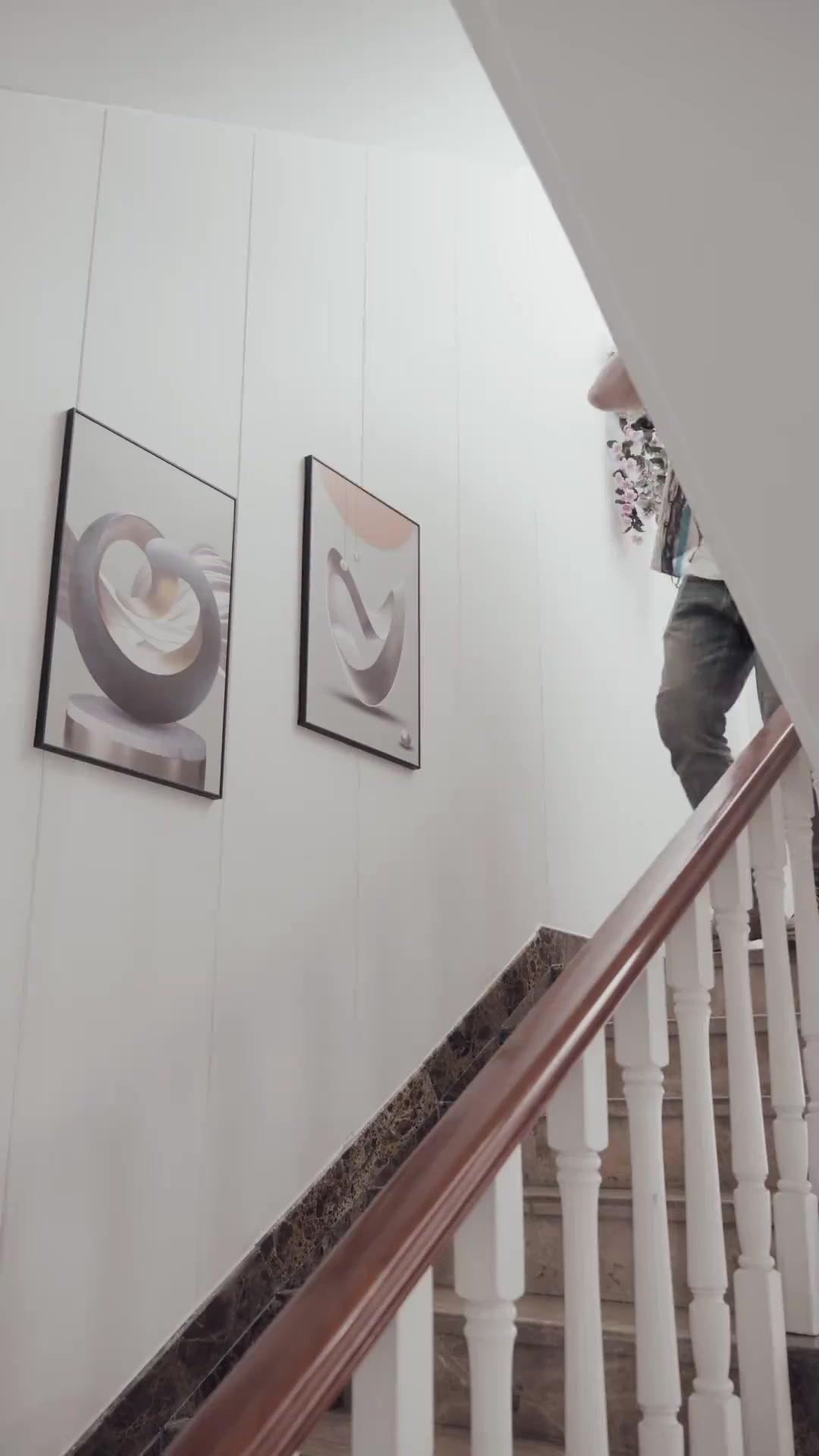 Dolce Cameriera? La Regina della Vendetta!