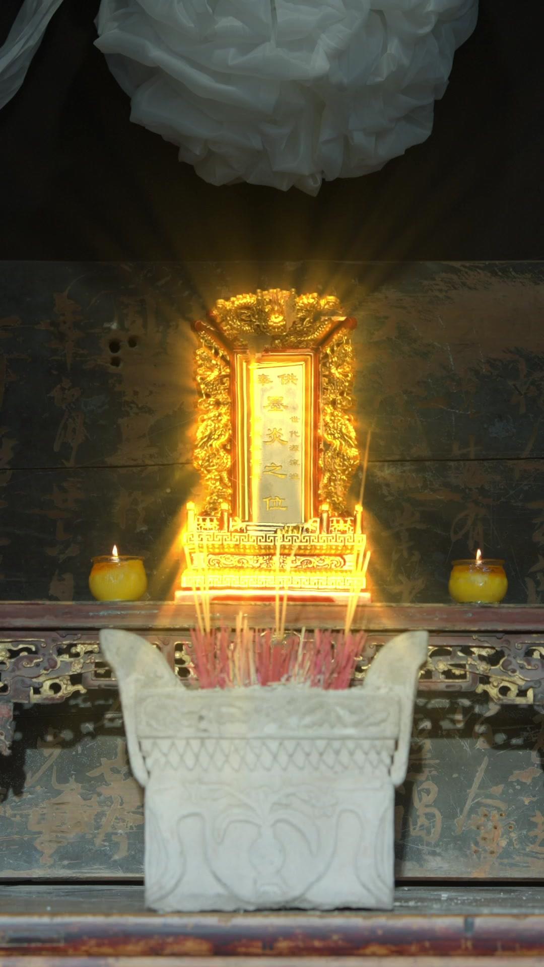 Turun Gunung Demi Cinta