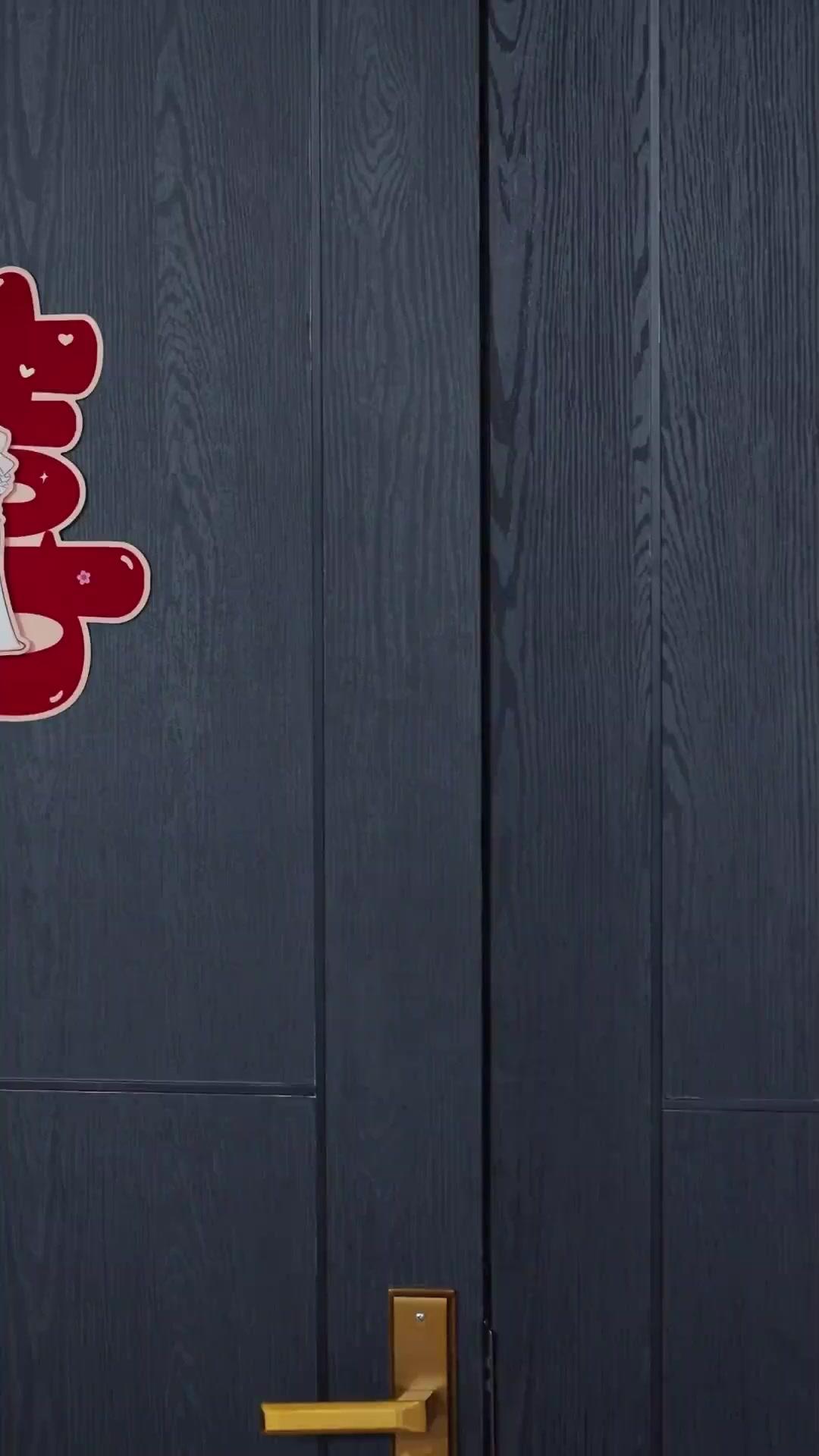 Strappò l'Abito da Sposa