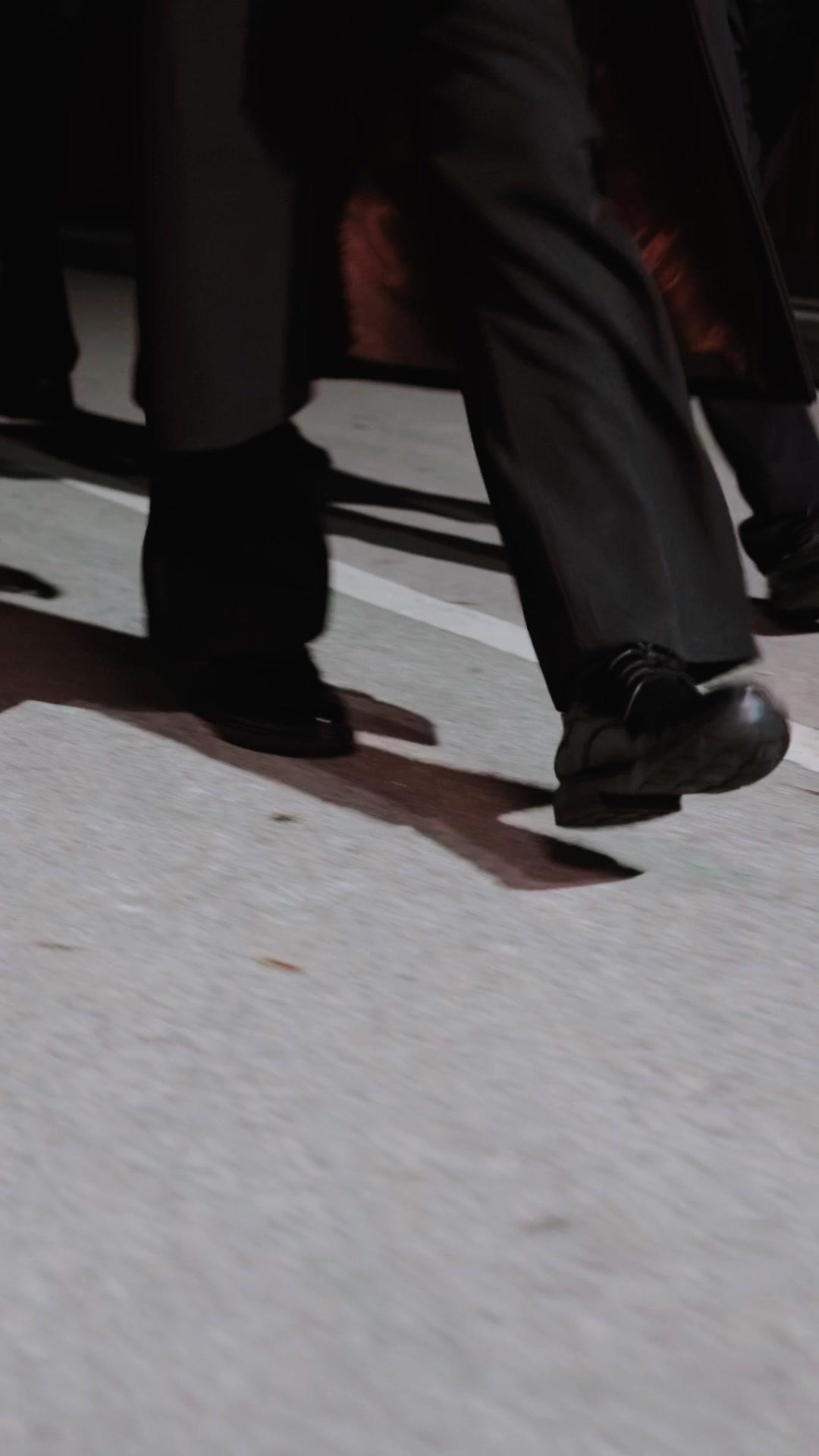 請問，要領養爸爸嗎？