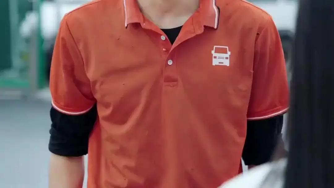 (مدبلج) سائق الشاحنات، أقوى مما تتخيل: عندما يتحول المُهمل إلى بطلٍ في لحظة واحدة