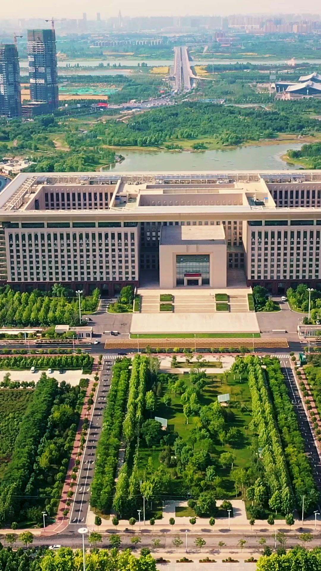 My Fake Wife Is the Real Billionaire?