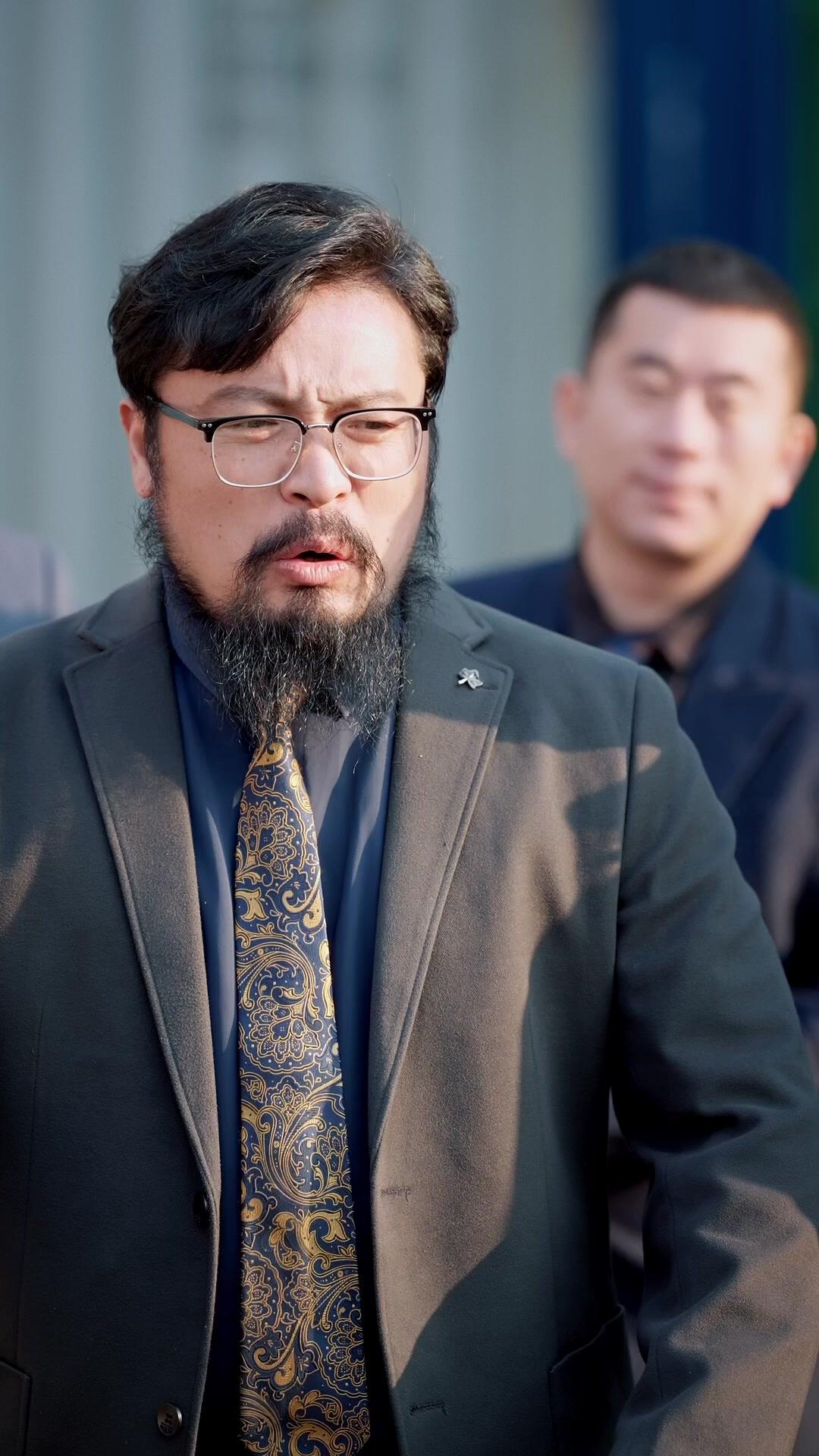 Magic Eyes Make Me King of Containers!