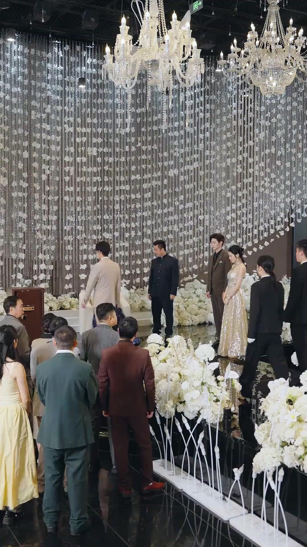 언니의 유산은 내가 "차지한다"