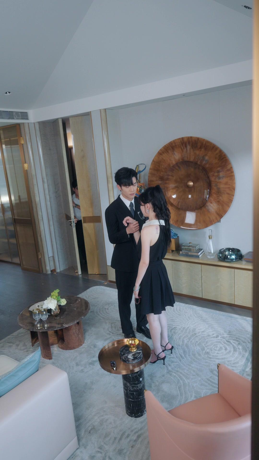 Ben ve kız arkadaşım en iyi dostuz