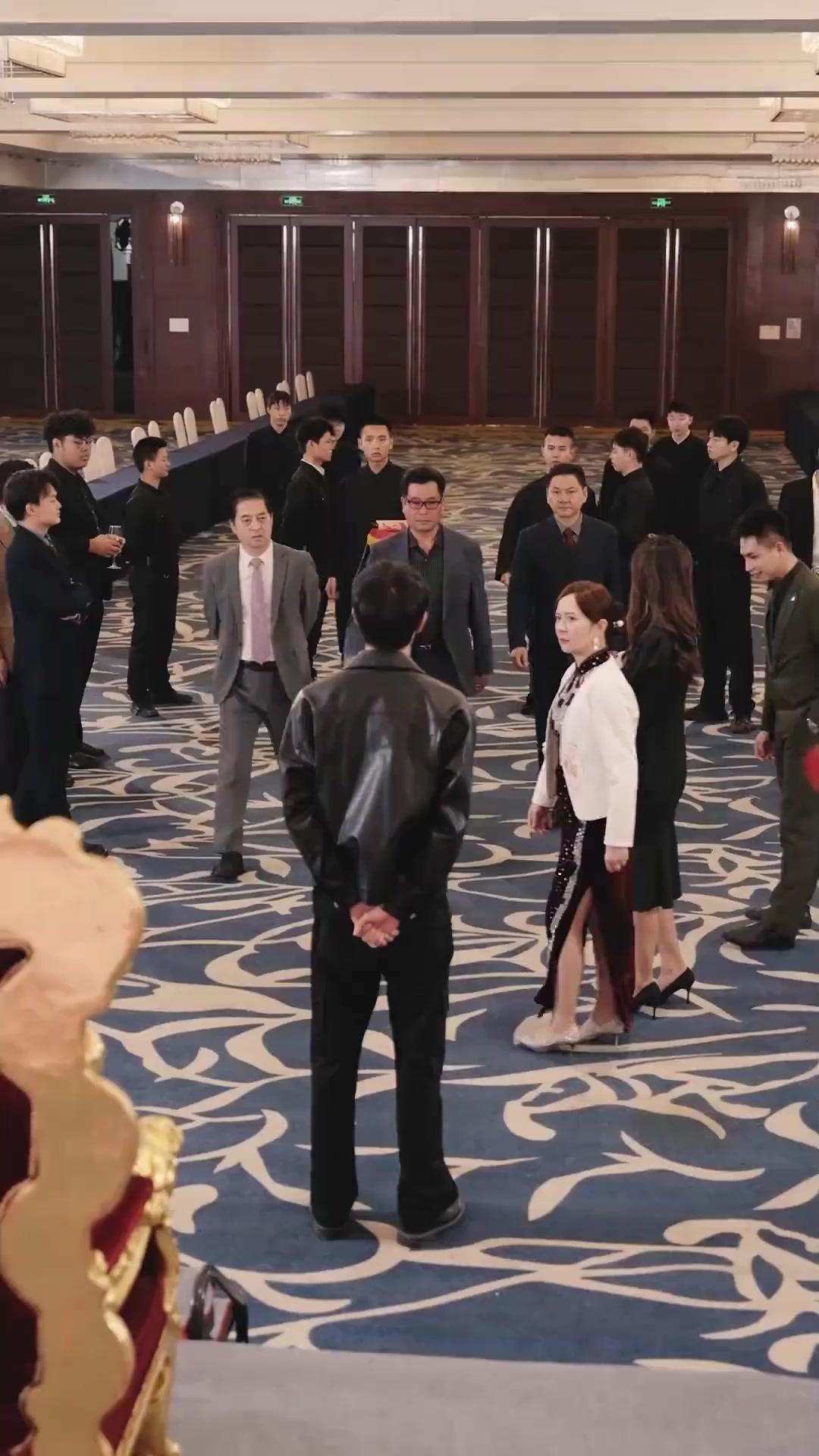 30歳のマダオが親父パワーで無双開始！？