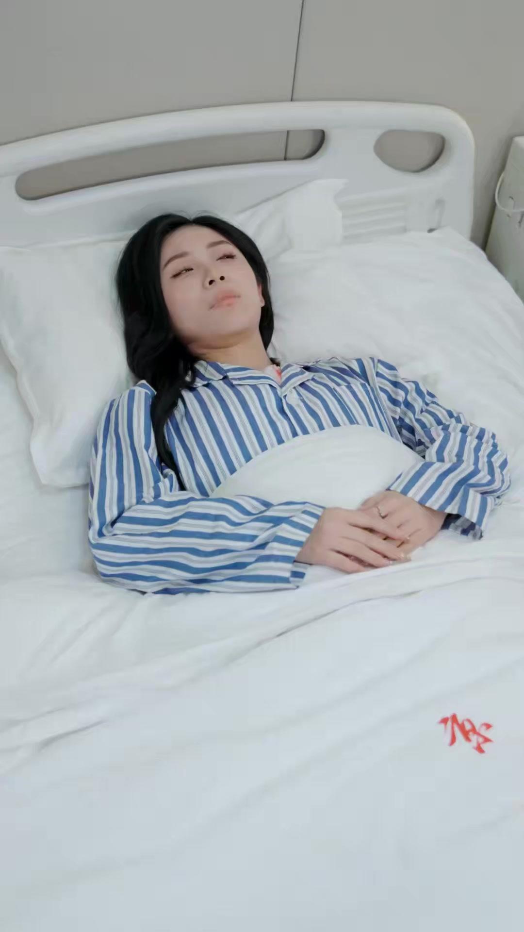 监控里的第三人