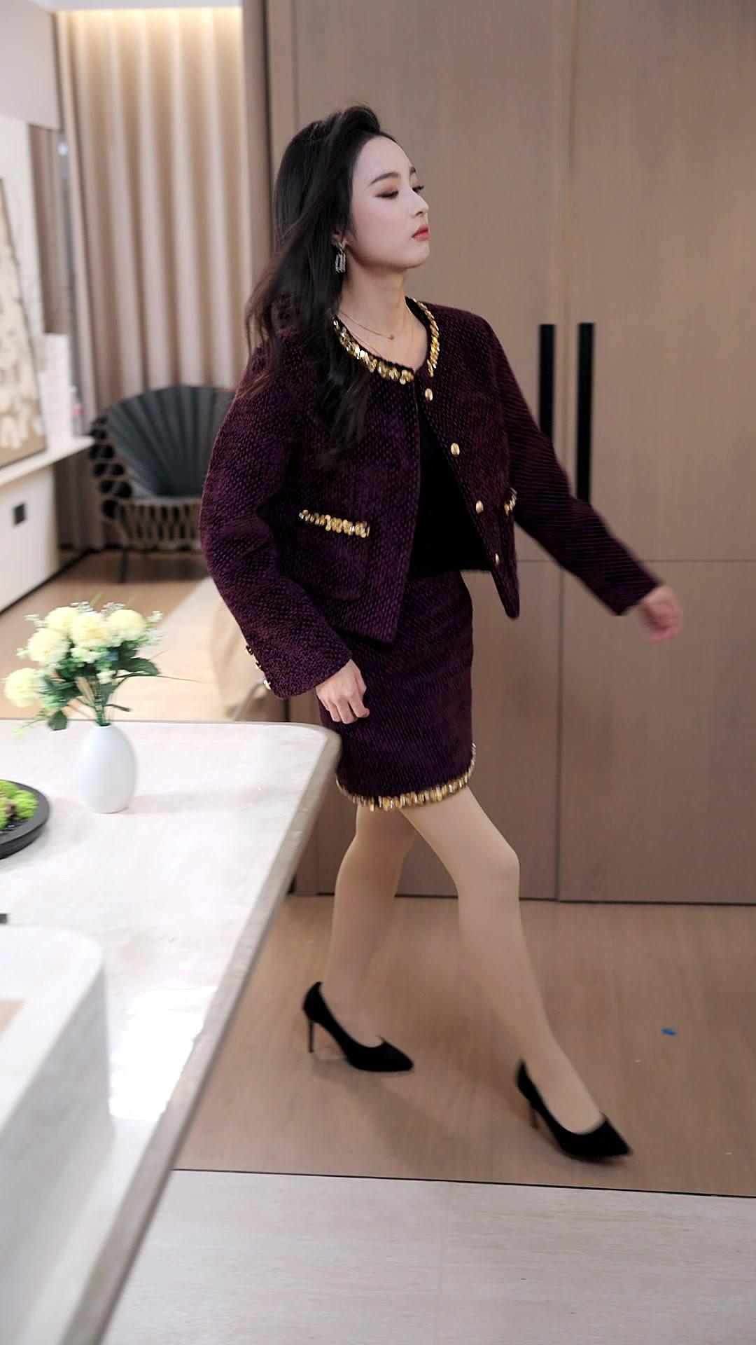 Menikah Dengan Bos Kaya