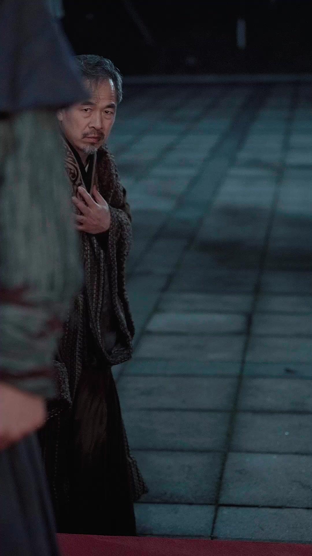 Der unvergleichliche Held: Wer, wenn nicht ich?