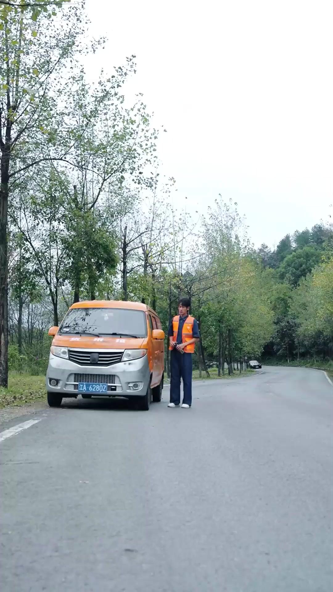 (Dublagem) Fúria na Estrada