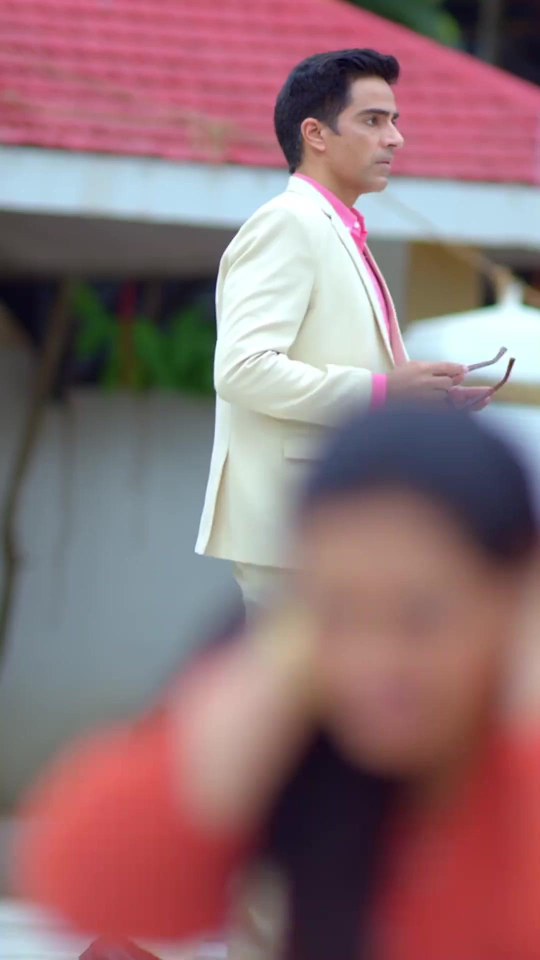 (مدبلج) غطرسة المليار... وسقوط القرار