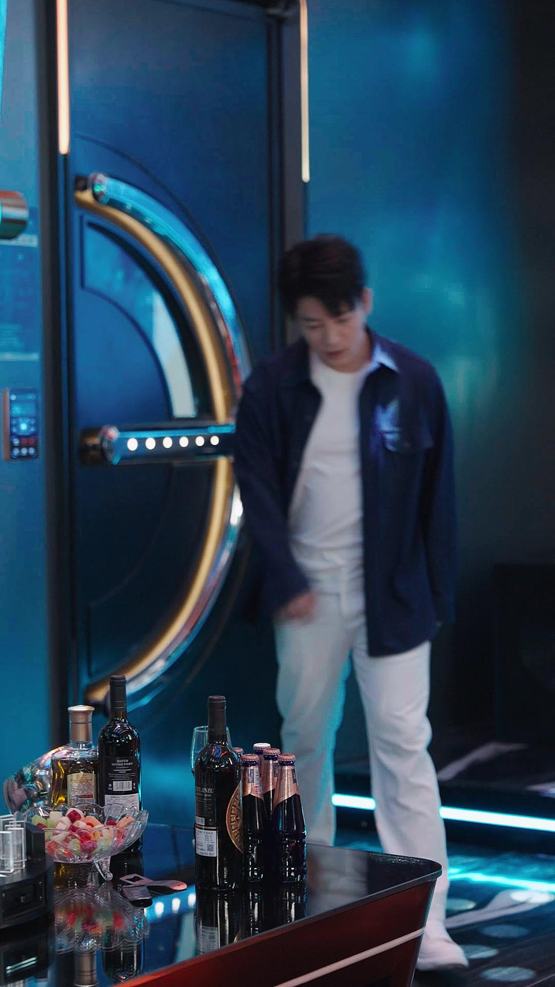 我家主夫拿的是黑卡菜鏟