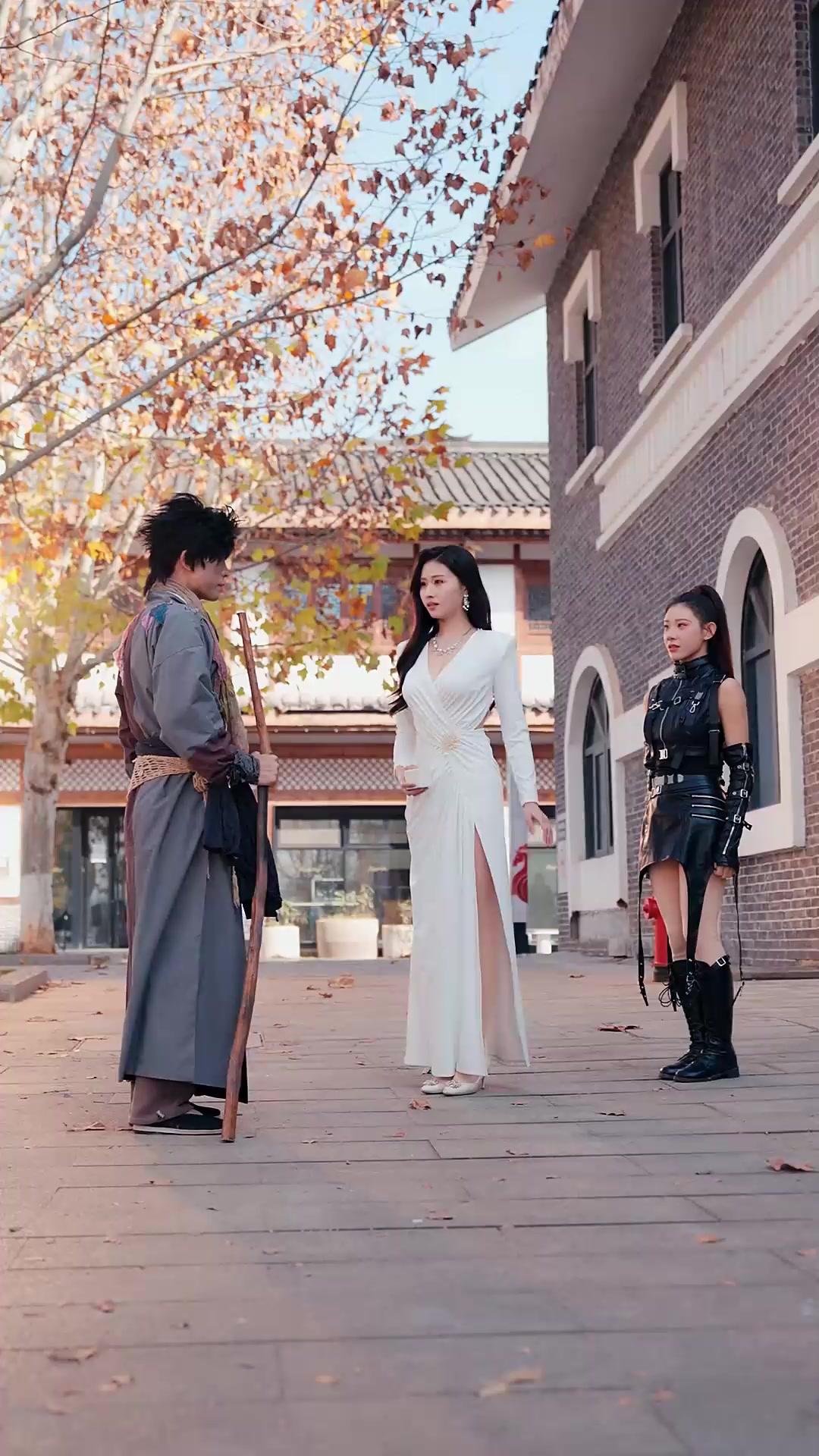 (Dublajlı) Dilenci Kılığına Saklanan Kral