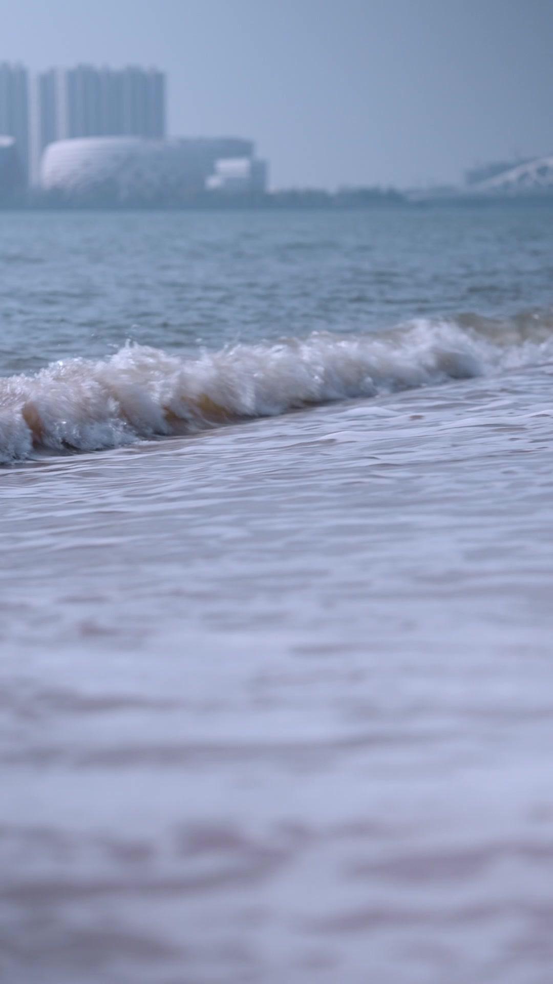 Daddy, Don’t Let Mommy Go