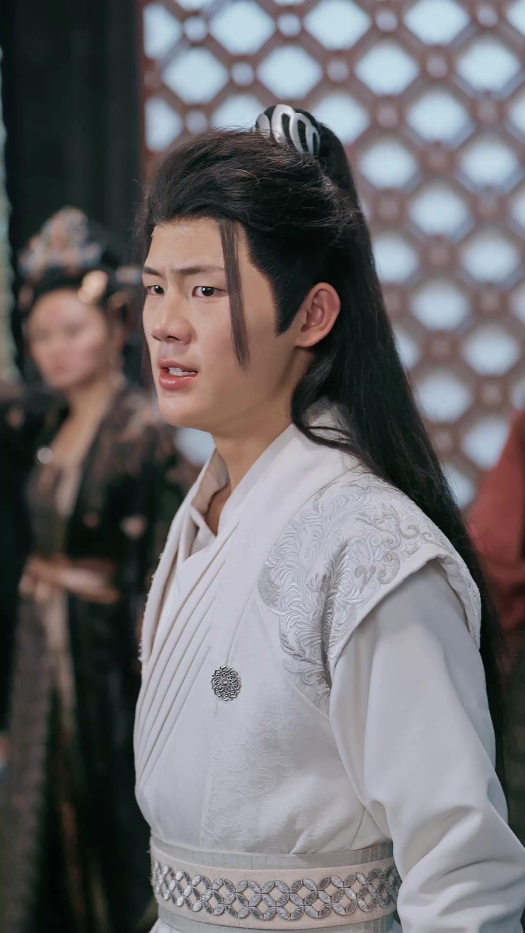 سيف الطاغية: صعود الأمير المنبوذ