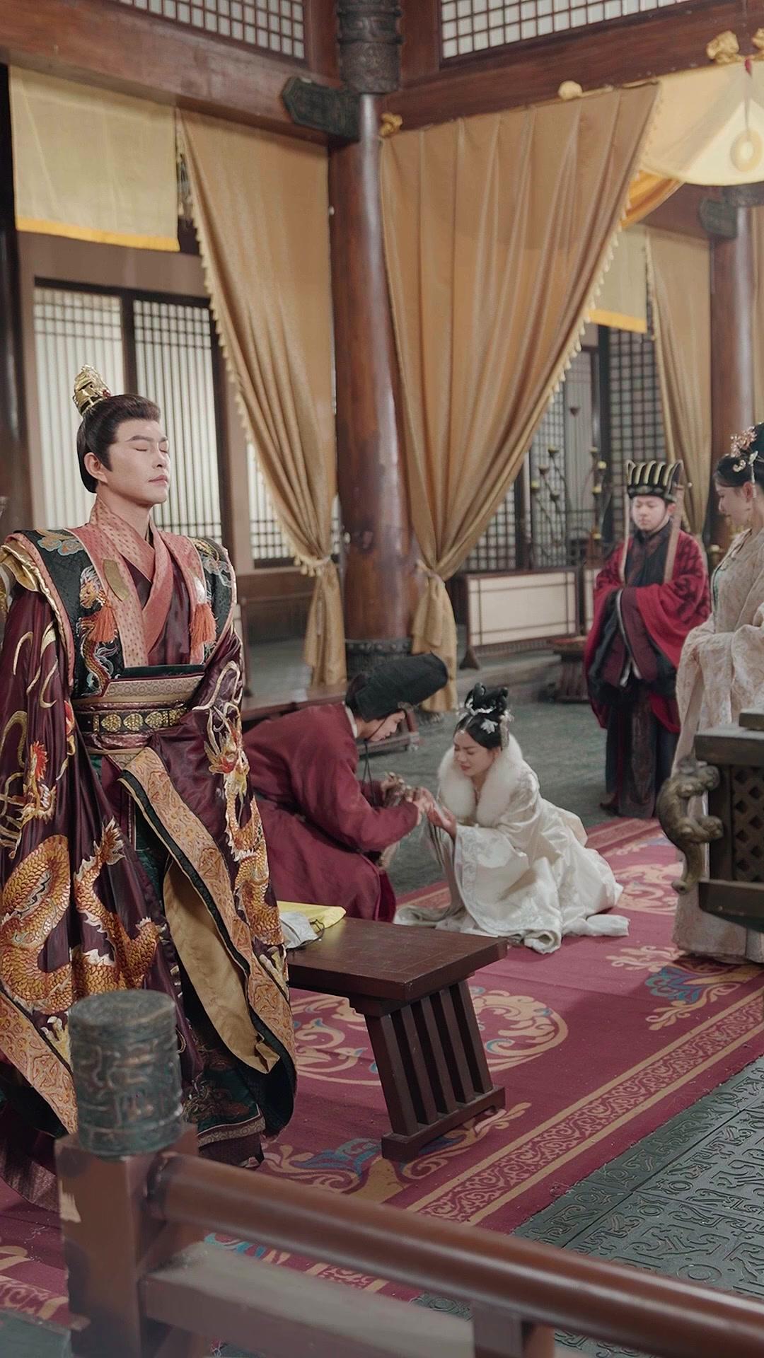 Intrigas en el harén