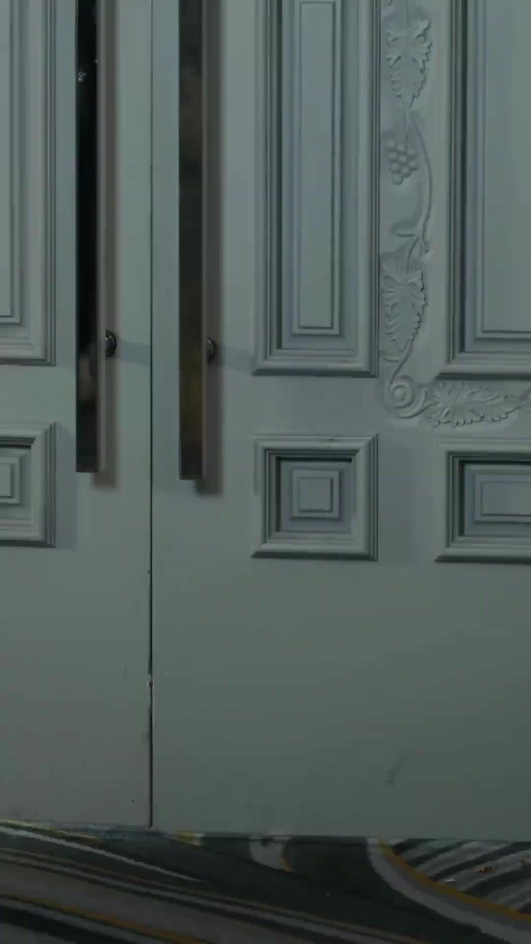 (Doublage)CHOUCHOUTÉE PAR SES CINQ ONCLES