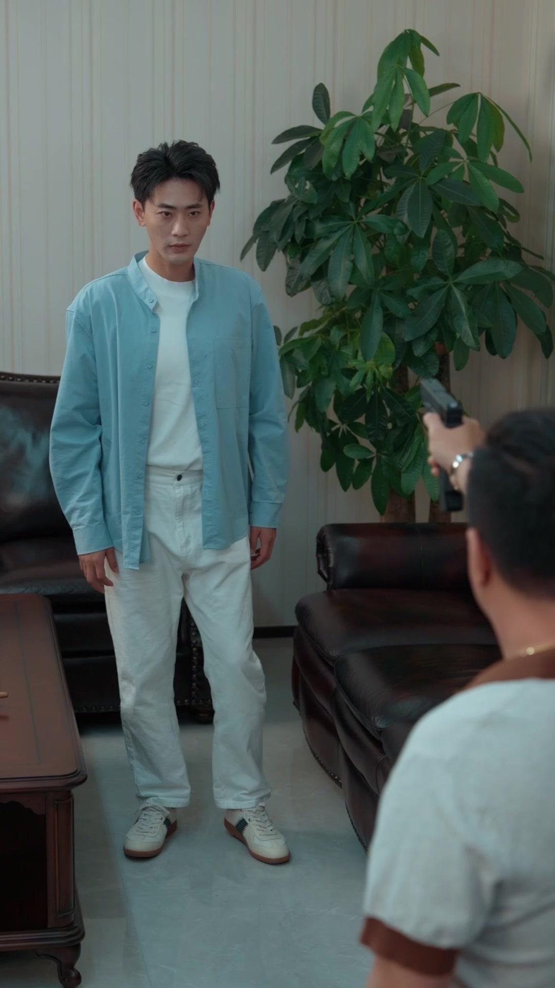 Satpam Ini Tak Terkalahkan!