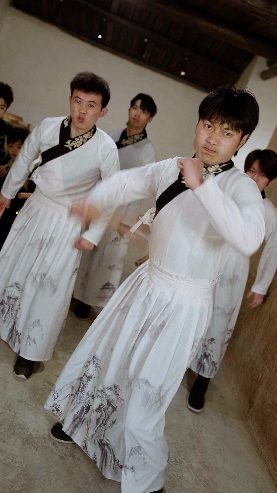 Dewa rezeki reinkarnasi jadi bocah