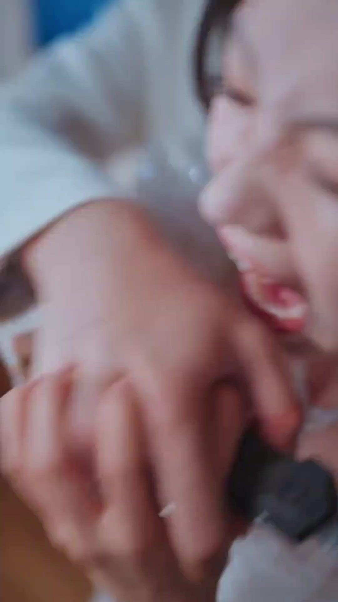 (Sulih suara)Ketika Dunia Menolakku, Kau Memelukku