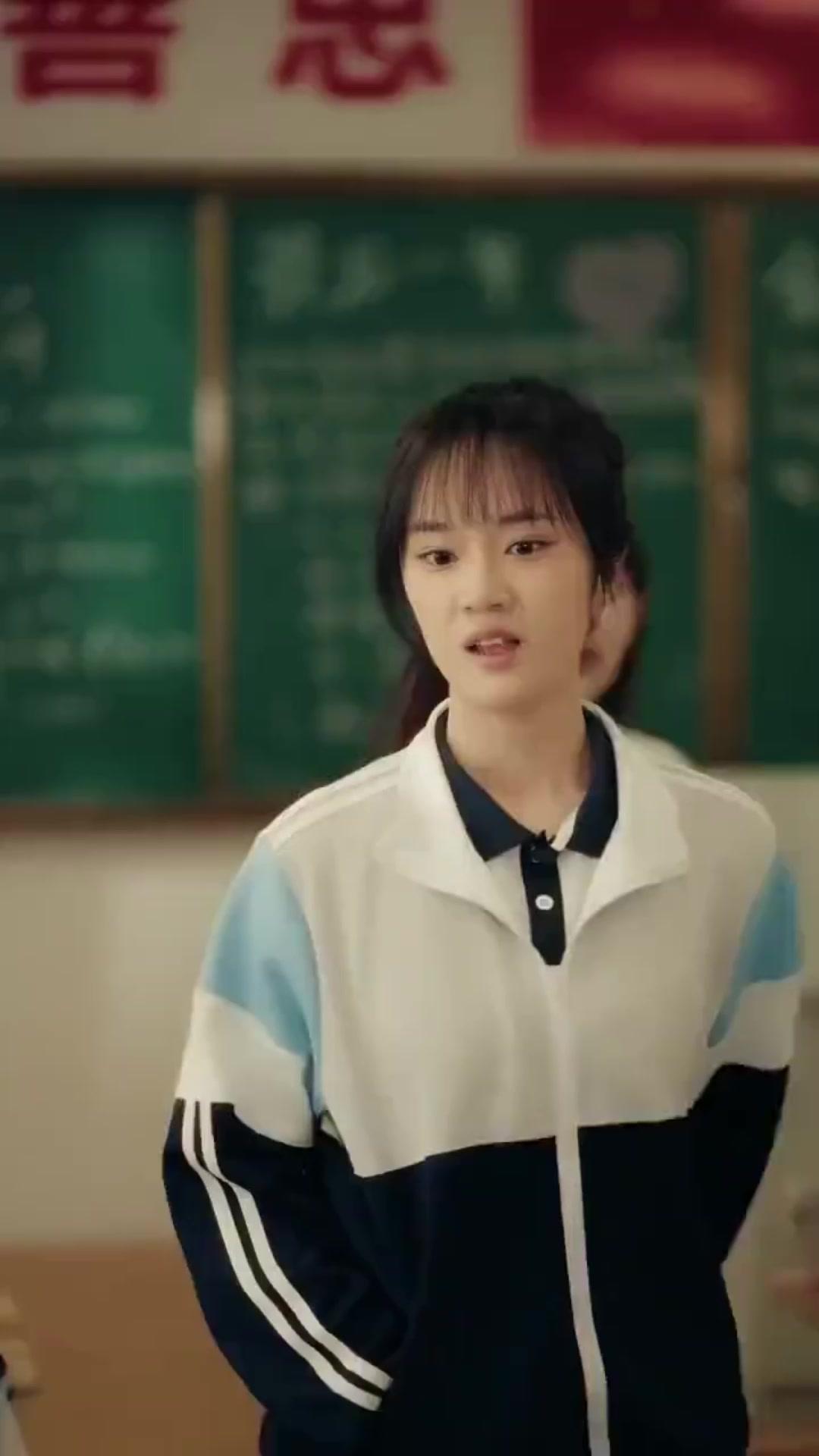 RENDS-MOI MA JEUNESSE