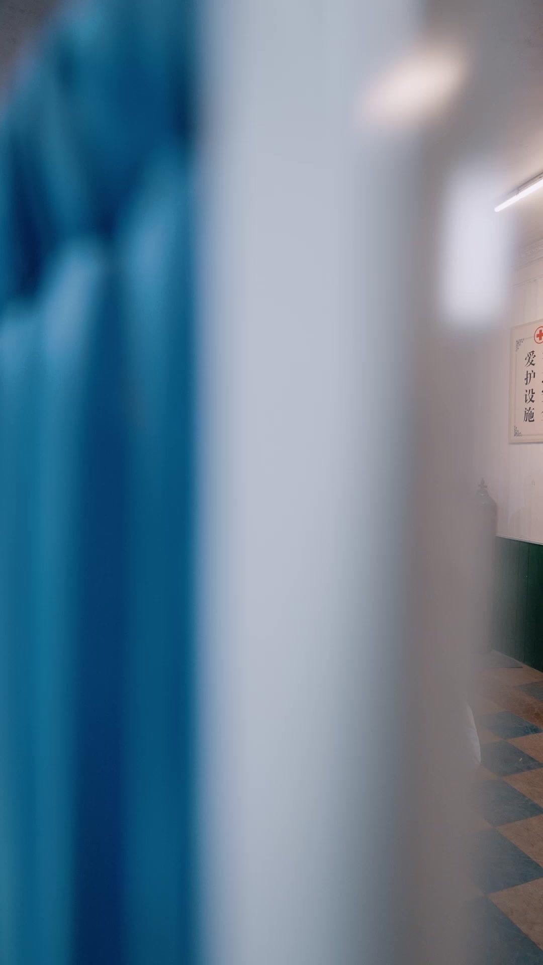 別碰我的黃金右手！