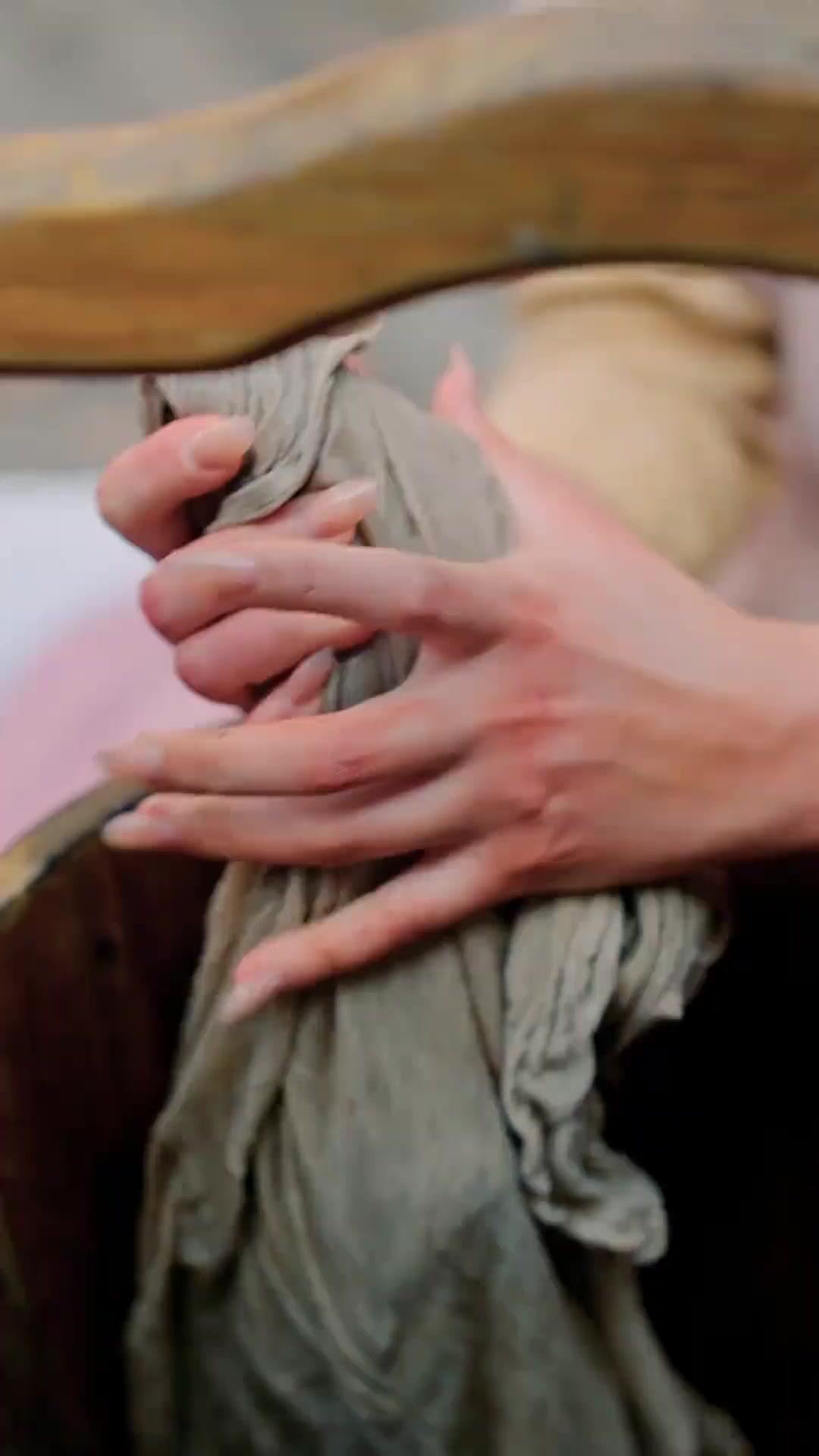 ฝ่าบาท รักข้าหรือแค่สงสาร